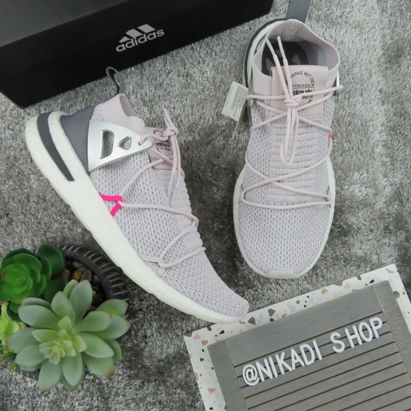 adidas flyknit sneakers